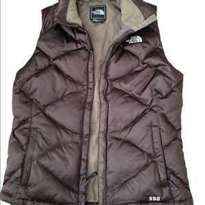The Northface 550 Puffer vest. Womens medium